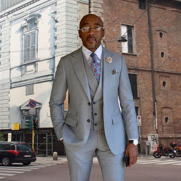 custom made grey prom men suit set (jacket+pants+vest) groomsmen tuxedos groom wedding suit men suits regular fit costume homme1, White;black
custom made grey prom men suit set (jacket+pants+vest) groomsmen tuxedos groom wedding suit men suits regular fit costume homme1, White;black