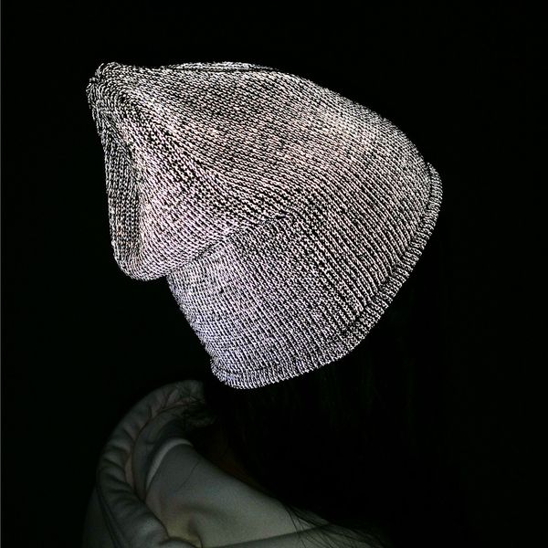 tohuiyan reflective beanie hat for men women autumn winter warm knitted hats skullies bonnet chapeu feminino gorras knit ski cap y201024, Blue;gray
tohuiyan reflective beanie hat for men women autumn winter warm knitted hats skullies bonnet chapeu feminino gorras knit ski cap y201024, Blue;gray