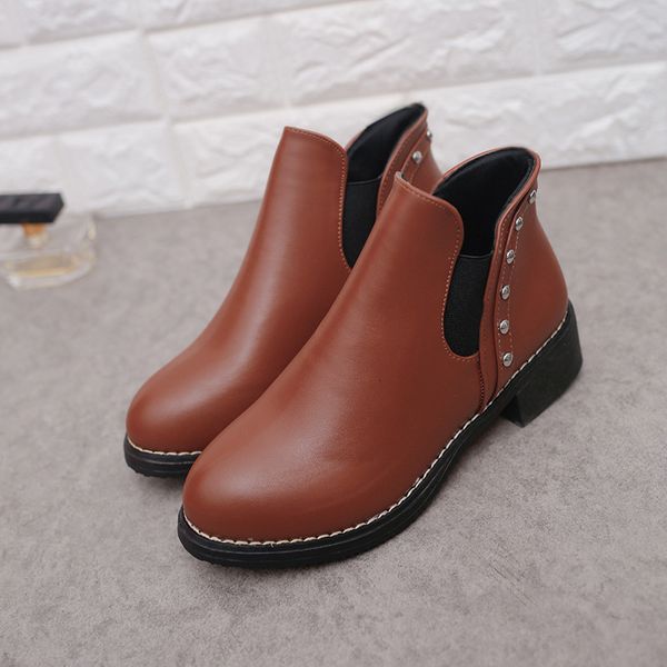 2021 women short boots ankle ladies shoes autumn sewing pu leather low heels pointed toe comfort slip on fashion new 3g43, Black
2021 women short boots ankle ladies shoes autumn sewing pu leather low heels pointed toe comfort slip on fashion new 3g43, Black