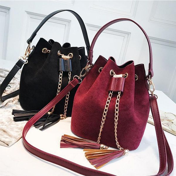 new fashion tassel small bucket bags for women 2020 luxury designer shoulder bag autumn solid color female handbags
new fashion tassel small bucket bags for women 2020 luxury designer shoulder bag autumn solid color female handbags