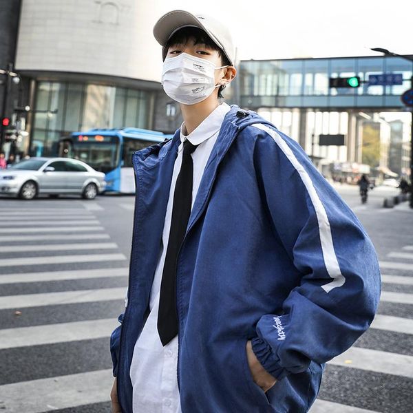 2021 winter new korean couples men's hooded color letters embroidered british wind casual jacket streetwear, Black;brown
2021 winter new korean couples men's hooded color letters embroidered british wind casual jacket streetwear, Black;brown