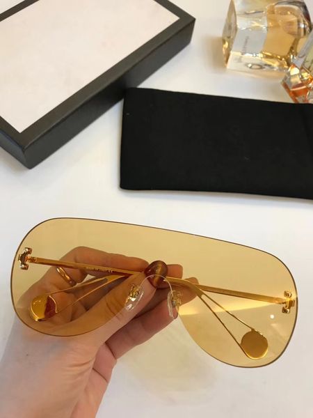 2021 new 3802 mens sunglasses men sun glasses temperament women sunglasses fashion style protects eyes with box
2021 new 3802 mens sunglasses men sun glasses temperament women sunglasses fashion style protects eyes with box