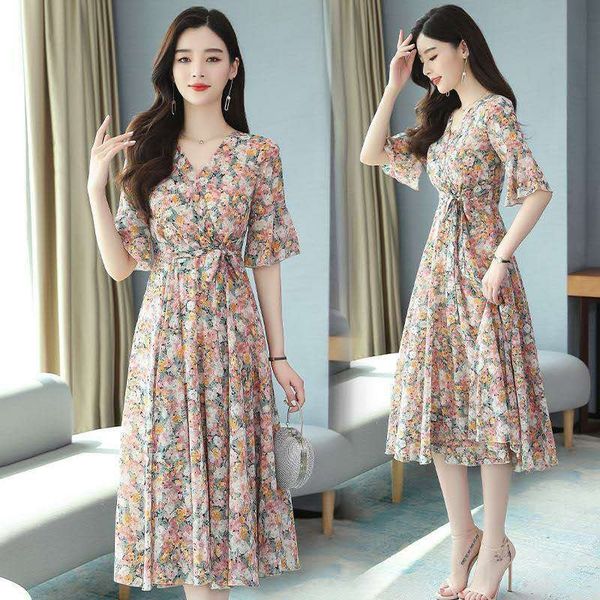 s-3xl elegant floral print big swing half trumpet sleeve v-neck tea-length a-line chiffon plus size holiday cocktail dresses party, Black
s-3xl elegant floral print big swing half trumpet sleeve v-neck tea-length a-line chiffon plus size holiday cocktail dresses party, Black