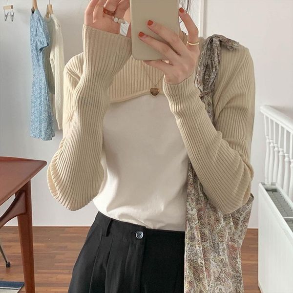 5 colors 2020 korean style autumn soild color knitted sweaters womens short pullovers long sleeve x1502, White;black
5 colors 2020 korean style autumn soild color knitted sweaters womens short pullovers long sleeve x1502, White;black