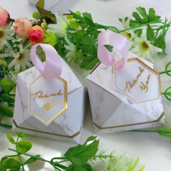100pcs new rose red diamond shape candy box wedding favors and gifts box party supplies paper gift chocolate boxes packages1
100pcs new rose red diamond shape candy box wedding favors and gifts box party supplies paper gift chocolate boxes packages1