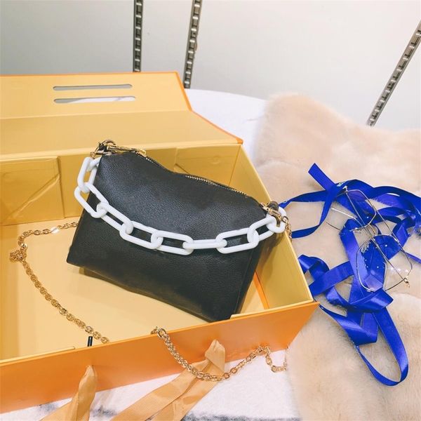 fashion ladies shoulder bags retro classic trend women's wallets handbags underarm bags casual out street messenger bags l68909
fashion ladies shoulder bags retro classic trend women's wallets handbags underarm bags casual out street messenger bags l68909
