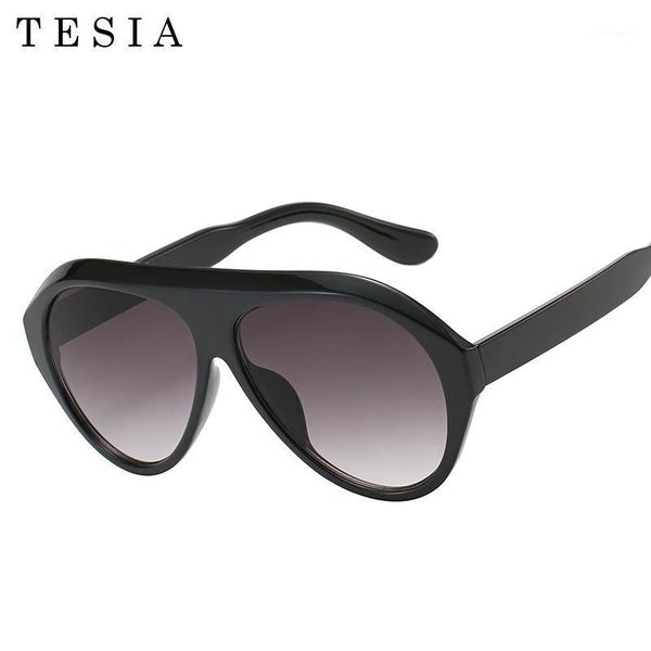 classic brand designer pilot sunglasses flat fashion sunglasses brand woman aviation style sun glasses white black cool1
classic brand designer pilot sunglasses flat fashion sunglasses brand woman aviation style sun glasses white black cool1