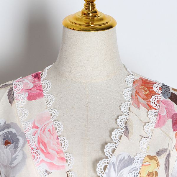 australian fashion brand 2020 early spring latest socialite printed lace v-neck waist trimming fashion lace a- line short dress for women, Black
australian fashion brand 2020 early spring latest socialite printed lace v-neck waist trimming fashion lace a- line short dress for women, Black