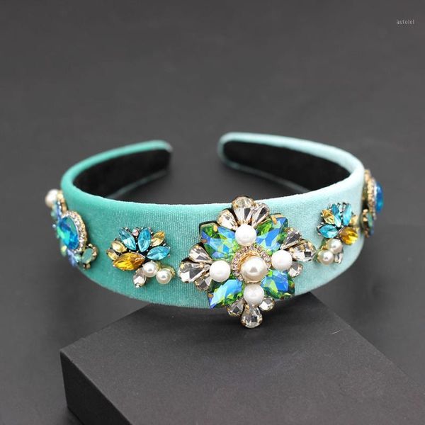 fashion wild exaggerated personality headband new baroque fashion colored rhinestones pearl flower catwalk headband 7351, Golden;white
fashion wild exaggerated personality headband new baroque fashion colored rhinestones pearl flower catwalk headband 7351, Golden;white
