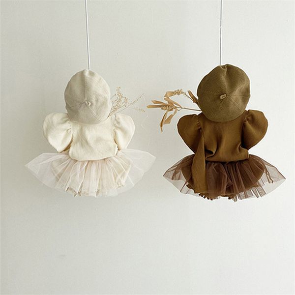 girls newborn clothes for autumn outfits t-shirt tutu skirt cotton baby clothing set girl 1021, White
girls newborn clothes for autumn outfits t-shirt tutu skirt cotton baby clothing set girl 1021, White