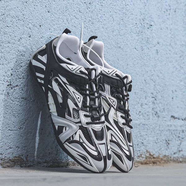 2020 global selling men's sports shoes luxury design comfortable, lightweight and cool all-match essential sports
2020 global selling men's sports shoes luxury design comfortable, lightweight and cool all-match essential sports