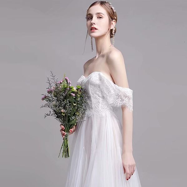 2021 new dressed elegant lace bride's dress line novice robe walk dear length bcv6, Blue;red
2021 new dressed elegant lace bride's dress line novice robe walk dear length bcv6, Blue;red