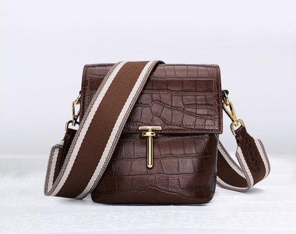 designer bag fashion woman handbags female shoulder bags selling woman bags popular tote sale
designer bag fashion woman handbags female shoulder bags selling woman bags popular tote sale