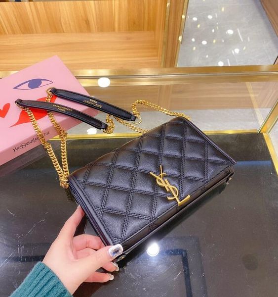 women shoulder bags real sheepskin leather lozenge handbags metal leather chain portable bag genuine leather diagonal bags 12, Blue;gray
women shoulder bags real sheepskin leather lozenge handbags metal leather chain portable bag genuine leather diagonal bags 12, Blue;gray