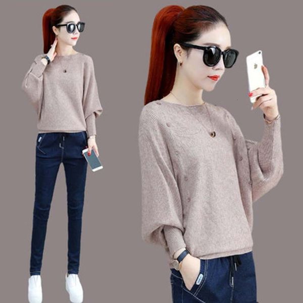 2020 new autumn and winter bat sleeve t-shirt clothing korean double row button pullover sweater women's undergarment, White
2020 new autumn and winter bat sleeve t-shirt clothing korean double row button pullover sweater women's undergarment, White