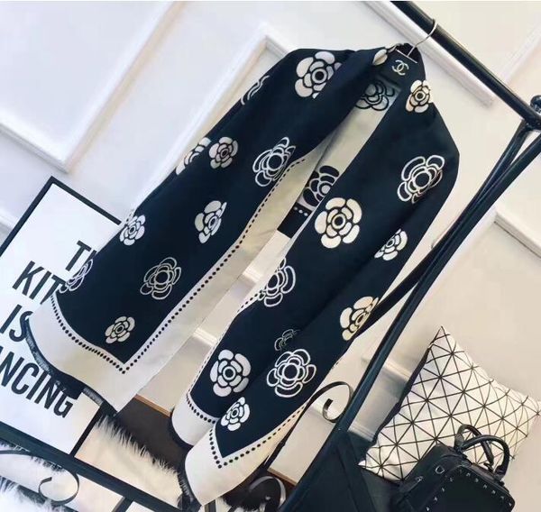 8804 autumn and winter new type cashmere scarf female camellia printed cashmere thickening and warming shawl female dual use, Blue;gray
8804 autumn and winter new type cashmere scarf female camellia printed cashmere thickening and warming shawl female dual use, Blue;gray