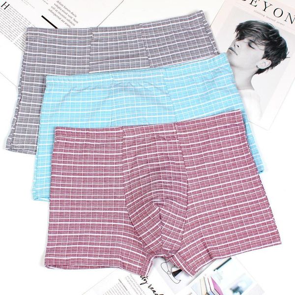underpants pure cotton men's underwear plaid large medium waist breathable bag hip boxer, Black;white
underpants pure cotton men's underwear plaid large medium waist breathable bag hip boxer, Black;white