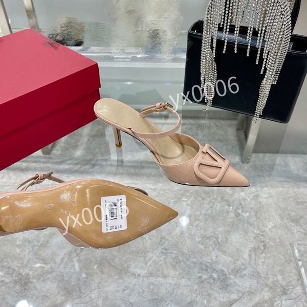 shoes beige men 35-42 trainers vintage luxury chaussures ladies shoe fashion sneakers wave mouth sneaker yh211203, Red;white
shoes beige men 35-42 trainers vintage luxury chaussures ladies shoe fashion sneakers wave mouth sneaker yh211203, Red;white