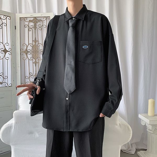 new men's 2021 spring/winter thin stripe pocket shirt male clothes atal, White;black
new men's 2021 spring/winter thin stripe pocket shirt male clothes atal, White;black