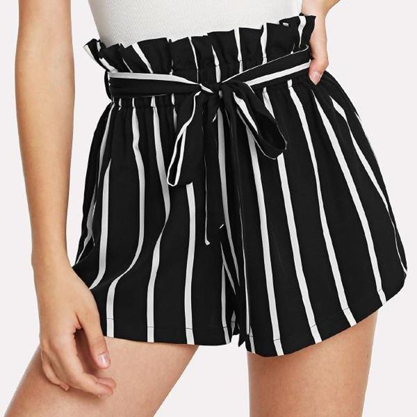 polyester paper pocket pleated women shorts waist buttoned belt knot striped summer casual mini, White;black
polyester paper pocket pleated women shorts waist buttoned belt knot striped summer casual mini, White;black