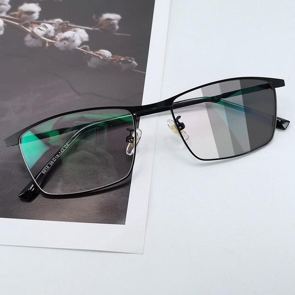sunglasses rectangle computer eyeglasses for men with anti radiation blue-ray metal frame women fashion colour changing driving, White;black
sunglasses rectangle computer eyeglasses for men with anti radiation blue-ray metal frame women fashion colour changing driving, White;black
