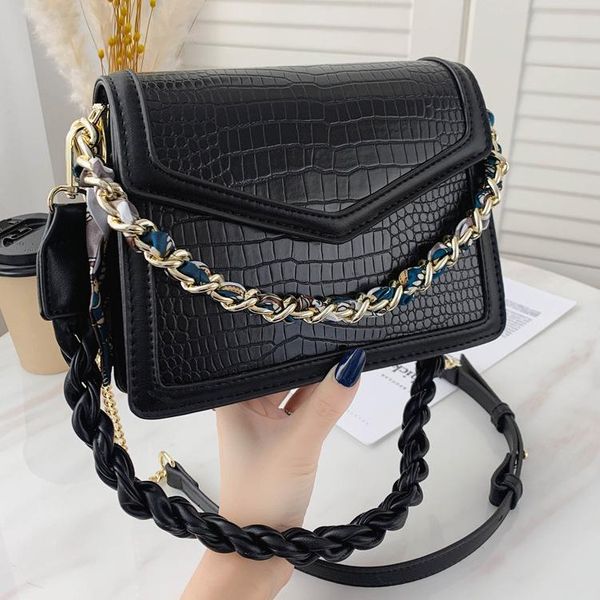 alligator pattern women's shoulder bag retro designer handbag small square crossbody bag
alligator pattern women's shoulder bag retro designer handbag small square crossbody bag