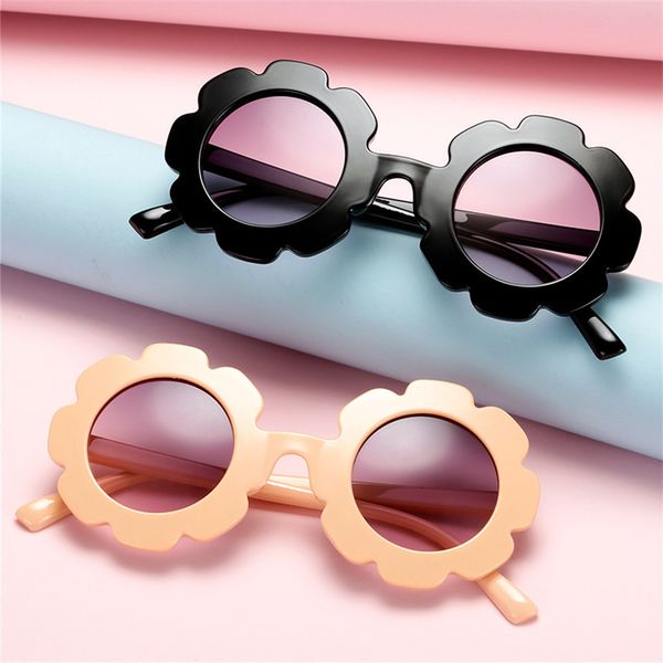 new children's sun cute baby comfortable dazzling sunglasses round frame flower petal glasses
new children's sun cute baby comfortable dazzling sunglasses round frame flower petal glasses