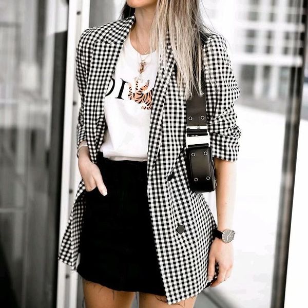 vintage chic plaid pockets buttons blazer coat women 2020 fashion notched collar long sleeve outerwear casual casaco femme, White;black
vintage chic plaid pockets buttons blazer coat women 2020 fashion notched collar long sleeve outerwear casual casaco femme, White;black