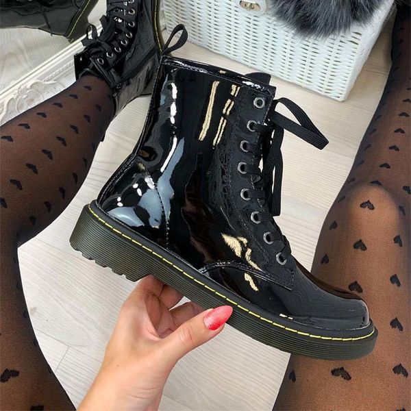 2021 new women ankle luxury buckle lace up ladies pu leather shoes british style flat female short boots plus size gg6l, Black
2021 new women ankle luxury buckle lace up ladies pu leather shoes british style flat female short boots plus size gg6l, Black