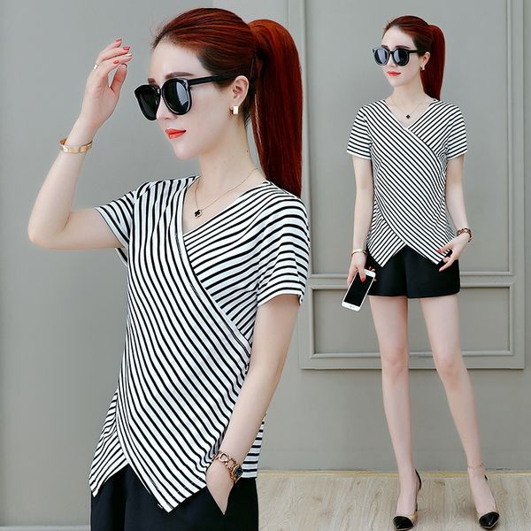 v-neck striped coat t-shirt women's short sleeve summer wear new korean version slim and slim irregular upper garment summer short s, White
v-neck striped coat t-shirt women's short sleeve summer wear new korean version slim and slim irregular upper garment summer short s, White
