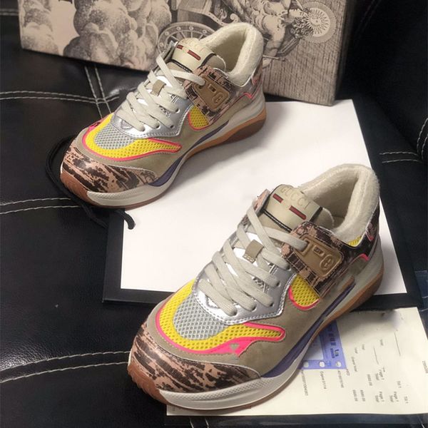 2020 original new men's and women's shoes sports casual dad shoes comfortable fashion trend delivery, Black;red
2020 original new men's and women's shoes sports casual dad shoes comfortable fashion trend delivery, Black;red