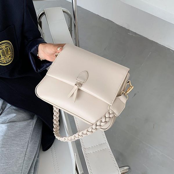 niche design bags female 2020 popular new shoulder bag baguette underarm bag wild small square handbag
niche design bags female 2020 popular new shoulder bag baguette underarm bag wild small square handbag