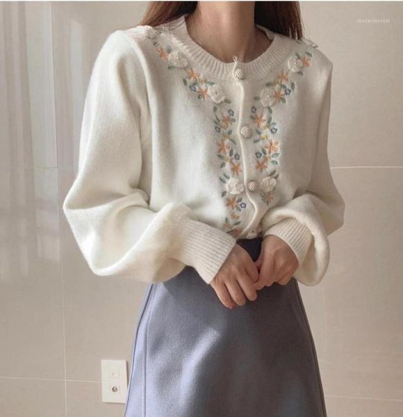 women's knits & tees comelknitted cardigan sweater vintage embroidery flower 2021 fashion bead button chic elegant autumn winter sweate, White
women's knits & tees comelknitted cardigan sweater vintage embroidery flower 2021 fashion bead button chic elegant autumn winter sweate, White