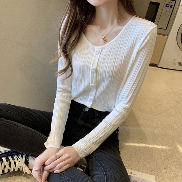 autumn new knitted t- bottoming shirt for women wearing 2020 korean v-neck solid color loose pullover short knitted t-shirt for women kzran, White;black
autumn new knitted t- bottoming shirt for women wearing 2020 korean v-neck solid color loose pullover short knitted t-shirt for women kzran, White;black