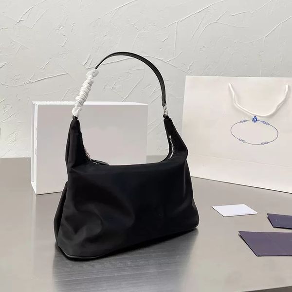 2021 lastest arrival nylon underarm all-match age-reducing style bag luxury designer new shoulder bags fashion pure color handbag wholesale
2021 lastest arrival nylon underarm all-match age-reducing style bag luxury designer new shoulder bags fashion pure color handbag wholesale