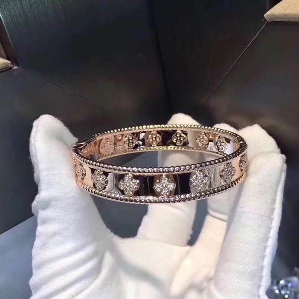 21 brand designer roman diamond bracelet rose gold retro fashion bracelet luxury exquisite gift, Black
21 brand designer roman diamond bracelet rose gold retro fashion bracelet luxury exquisite gift, Black