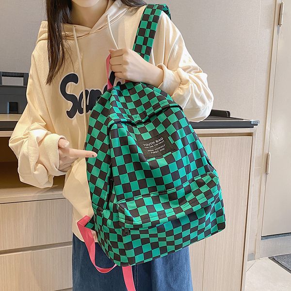 new schoolbag women's korean style color-contrast check backpack large capacity high school girls backpack
new schoolbag women's korean style color-contrast check backpack large capacity high school girls backpack