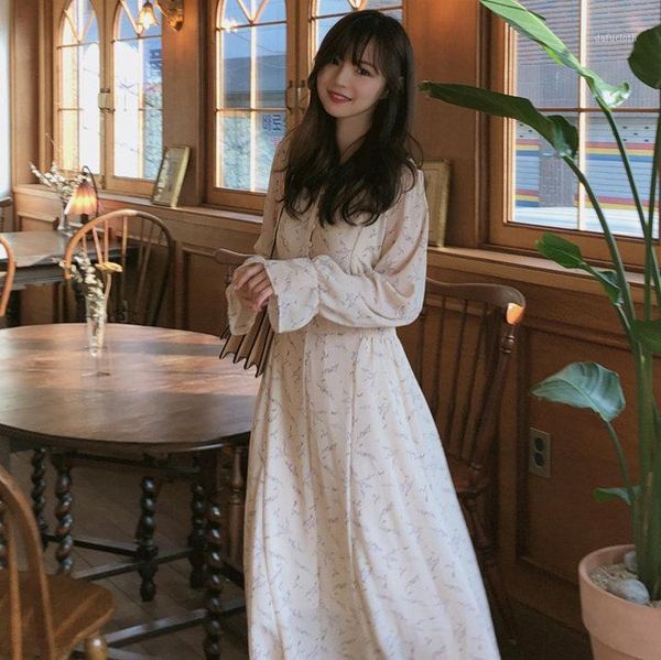 new autumn girls dress women vintage casual long sleeve chiffon dresses female v neck white dress boho robe femme vestido1, Black;gray
new autumn girls dress women vintage casual long sleeve chiffon dresses female v neck white dress boho robe femme vestido1, Black;gray