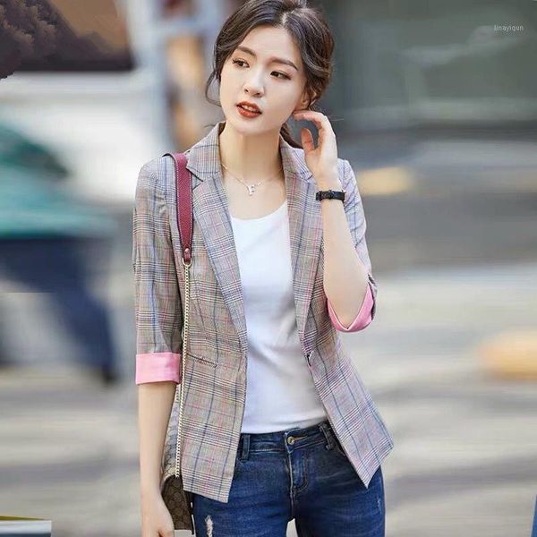2020 new spring and autumn quality suit jacket casual retro lattice office women's jacket1, White;black
2020 new spring and autumn quality suit jacket casual retro lattice office women's jacket1, White;black