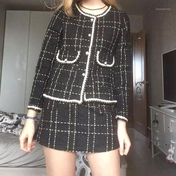 women's tracksuits o neck woolen blends tweed jacket coat+short pencil skirts female 2021 vintage autumn 2 piece skirt set korean plaid, Gray
women's tracksuits o neck woolen blends tweed jacket coat+short pencil skirts female 2021 vintage autumn 2 piece skirt set korean plaid, Gray