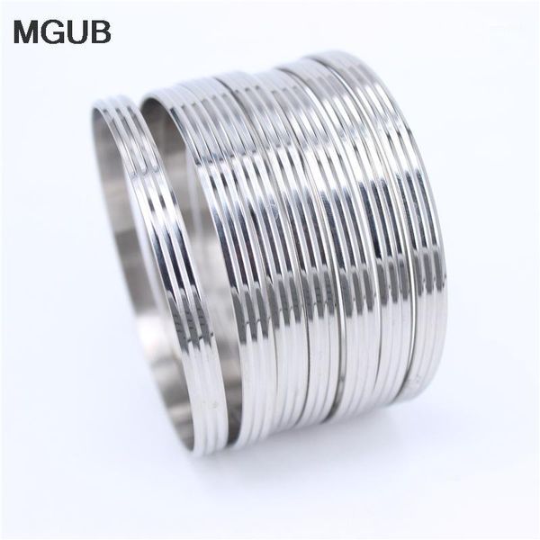 6mm wide three lines silver color 70mm diameter stainless steel 7pieces/set combination bangles women jewelry lh5101, Black
6mm wide three lines silver color 70mm diameter stainless steel 7pieces/set combination bangles women jewelry lh5101, Black