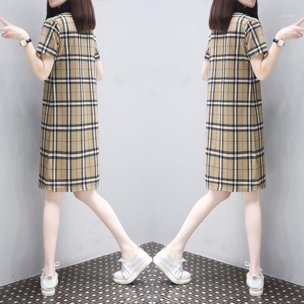 casual dresses europe station 2021 summer loose and slim collar plaid straight tube fashion large size dress female1, Black;gray
casual dresses europe station 2021 summer loose and slim collar plaid straight tube fashion large size dress female1, Black;gray