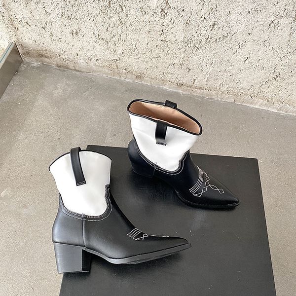 2021 knight autumn new short pointed to chunky toe heel cool western snakeskin denim boots z80z, Black
2021 knight autumn new short pointed to chunky toe heel cool western snakeskin denim boots z80z, Black