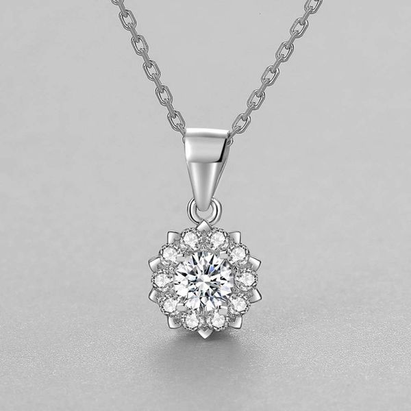 luxurys designers fashion ydz021 xianger silver pure silver 925 snowflake full drill 30 minutes love shaped claw set hollow pendant
luxurys designers fashion ydz021 xianger silver pure silver 925 snowflake full drill 30 minutes love shaped claw set hollow pendant