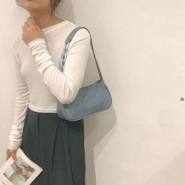 french minority design women's spring and summer 2020 new online red zhonggu armpit with foreign style acrylic method stick bag c1114
french minority design women's spring and summer 2020 new online red zhonggu armpit with foreign style acrylic method stick bag c1114