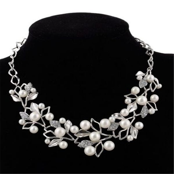 white pearl diamond necklace for women gold silver plated crystal statement necklace leaf charm rhinestone charm necklaces christmas gift, Golden;silver
white pearl diamond necklace for women gold silver plated crystal statement necklace leaf charm rhinestone charm necklaces christmas gift, Golden;silver
