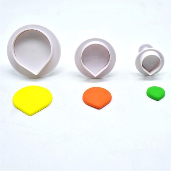 3pcs/set water drop shape cookie cutter grade plastic cake tool, biscuit fondant mold bakeware sugarcraft cake decoration1
3pcs/set water drop shape cookie cutter grade plastic cake tool, biscuit fondant mold bakeware sugarcraft cake decoration1