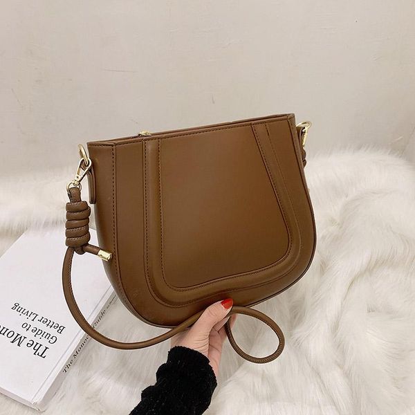 shoulder bags sac femme beautiful rope strap women bag pu leather saddle city fashion female borsa delle donne
shoulder bags sac femme beautiful rope strap women bag pu leather saddle city fashion female borsa delle donne