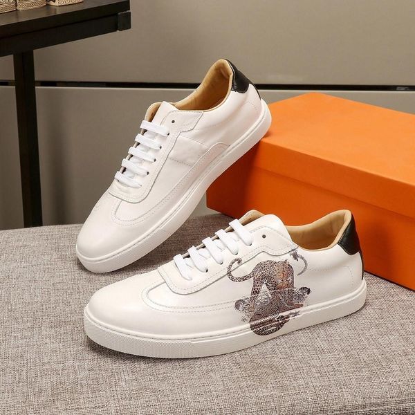 2020 new autumn and winter small white shoes leather 3d pattern fashion casual all-match sports lace-up flat shoes, Black
2020 new autumn and winter small white shoes leather 3d pattern fashion casual all-match sports lace-up flat shoes, Black