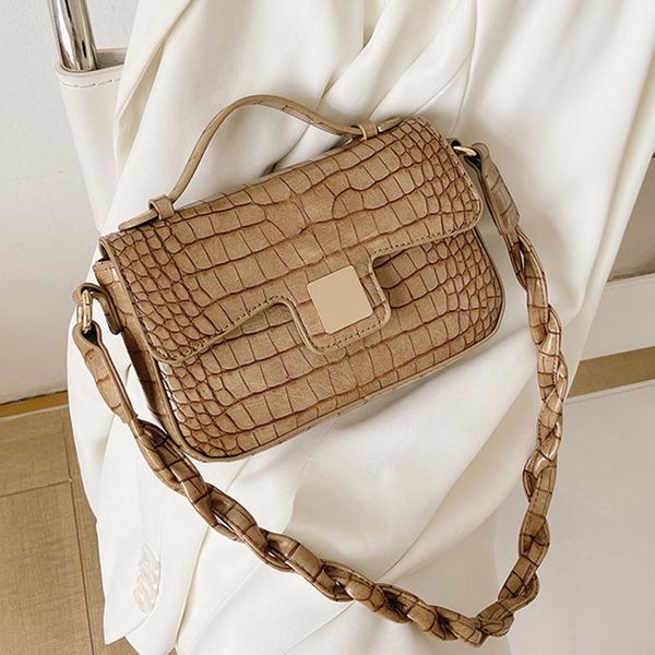 shoulder bags crocodile pattern pu leather small crossbody bag for women 2021 luxury handbags designer
shoulder bags crocodile pattern pu leather small crossbody bag for women 2021 luxury handbags designer